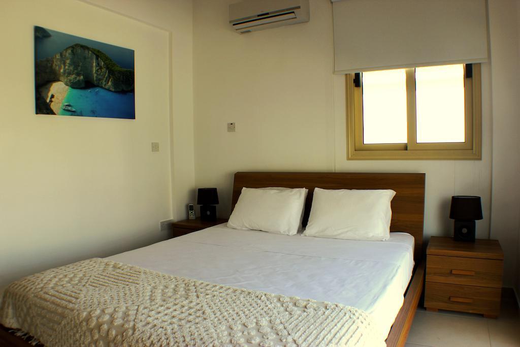 Palm Tree Villas Protaras Habitación foto