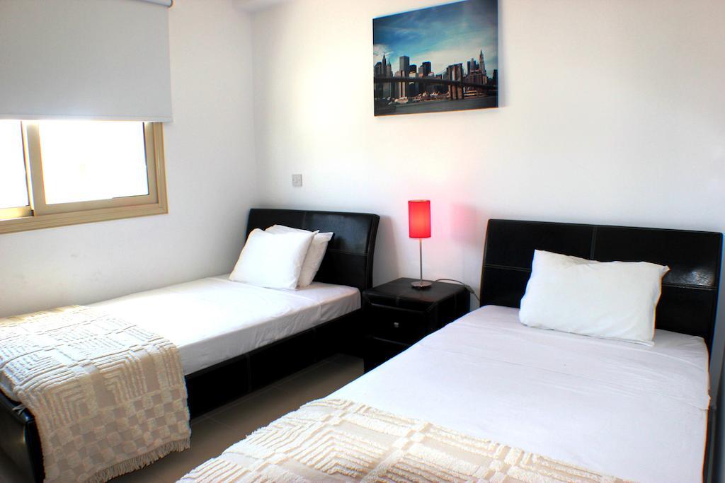 Palm Tree Villas Protaras Habitación foto